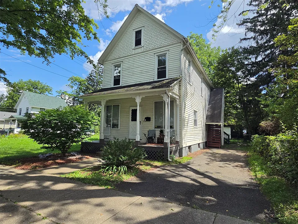 10 Gaylord St #2