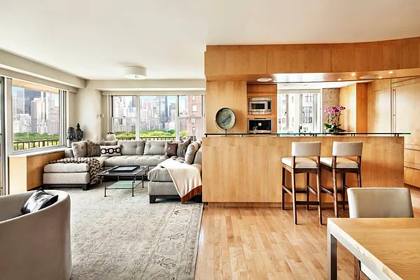 Sold by Town Residential | media 17