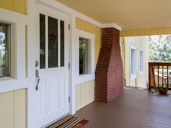 2nd image of 560 Brookside Ln