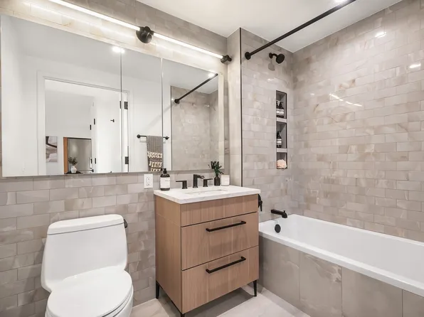 22-54 46th Street image 4 of 29