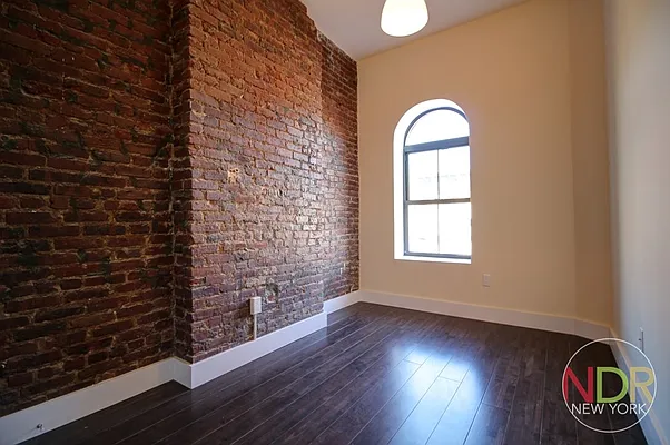 Rented by Next Door Realty NYC | media 39