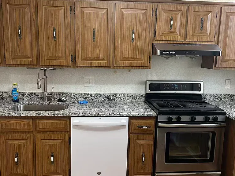 3511 Bleigh Ave — Photo 5