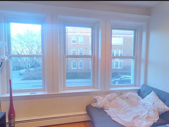 4th image of 94 Pleasant St #5