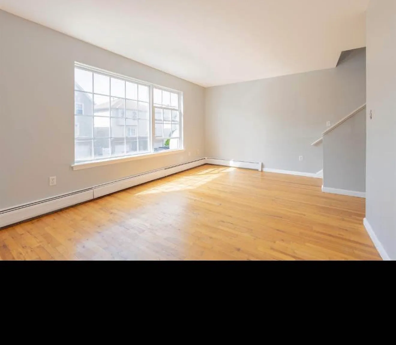 7310 Dane Ct — Photo 3
