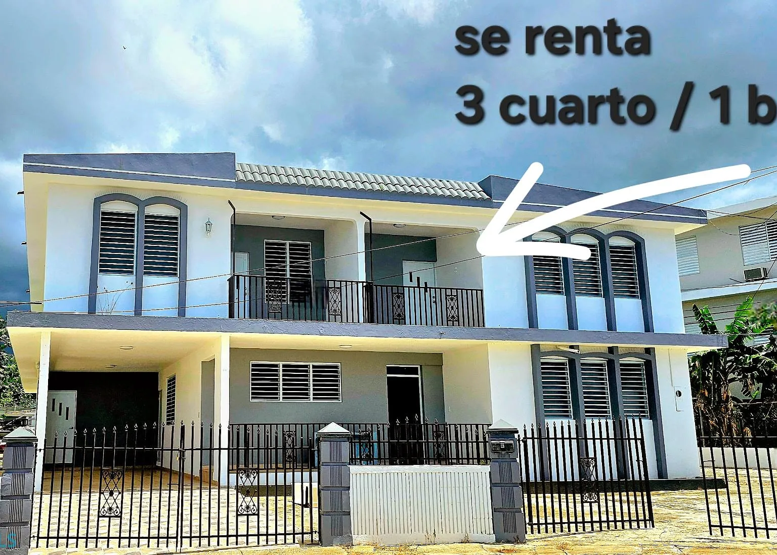3 bed, 1.0 bath, 900 sqft, $1,300 — Photo 1