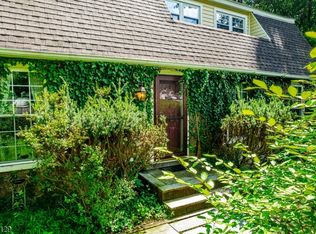 5 Pepper Ln, Roxbury Twp., NJ 07876