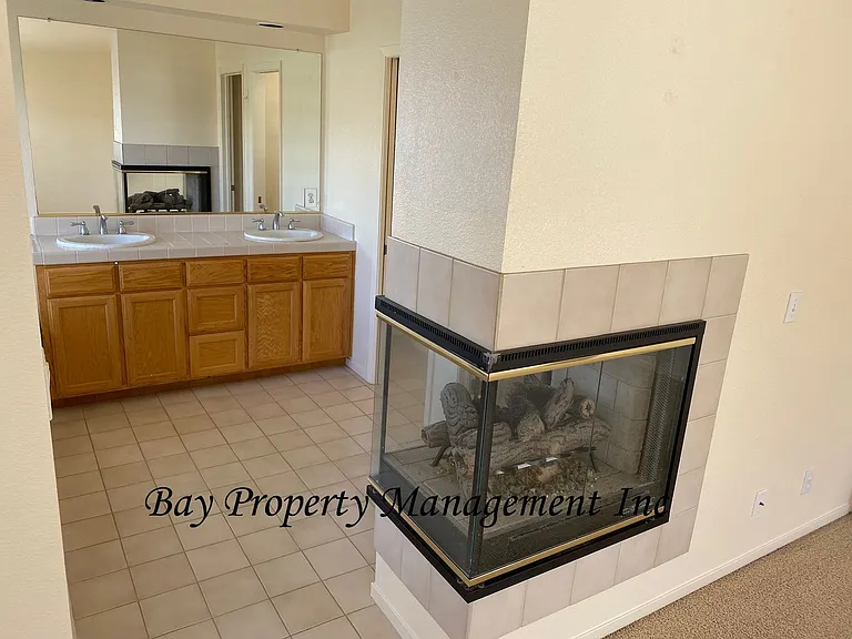 26418 Honor Ln — Photo 13