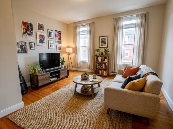 3909 Pine St #2F, Philadelphia, PA 19104