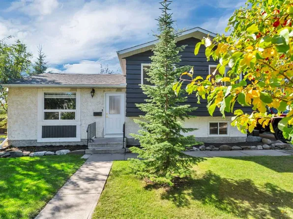54 E Lakeview Cres, Sylvan Lake, AB T4S 1J7