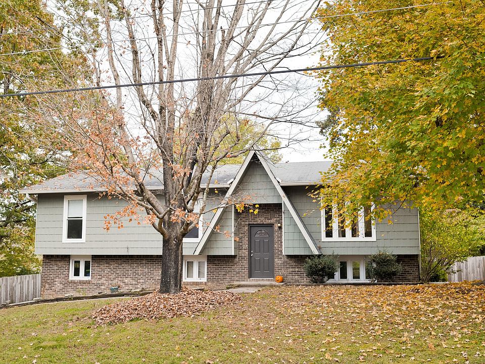 1st image of 8202 Thornewood Dr
