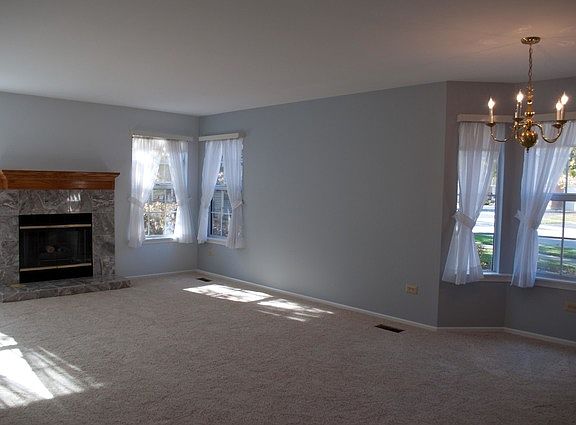 5th image of 2203 Camden Ln