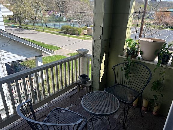 3rd image of 5405 Stewart Ave #2