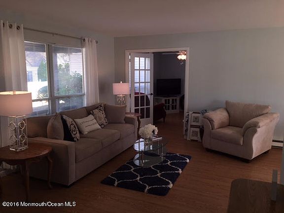 5th image of 710 Wooton Court #B