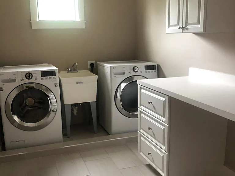 3404 W Hawthorne Rd — Photo 17