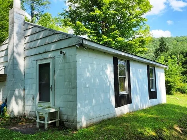 34 Half Mile Run, Austin, PA 16720