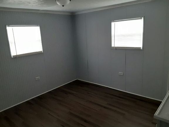 2nd image of 2850 New Tampa Hwy #92