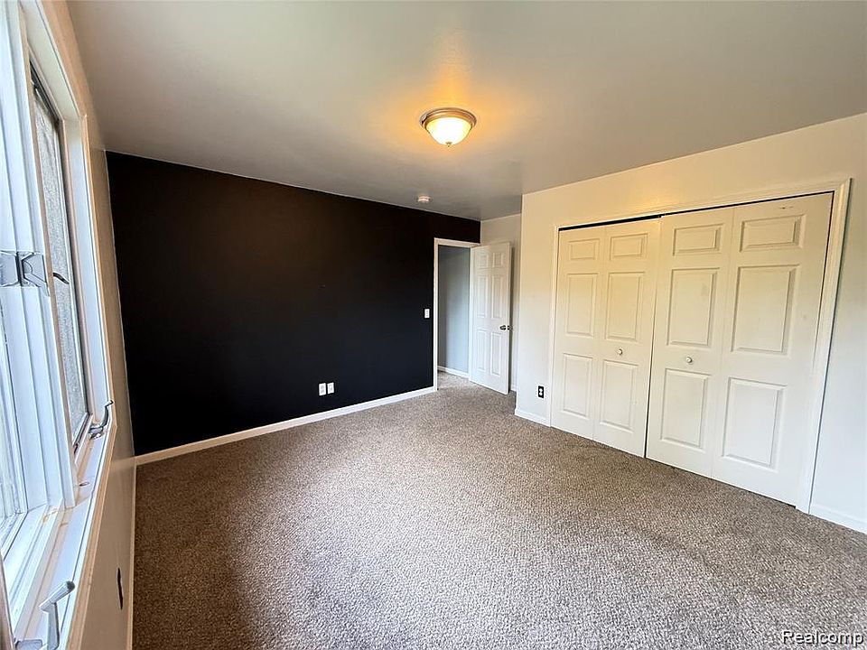 8334 Mckinley Ave, photo 16