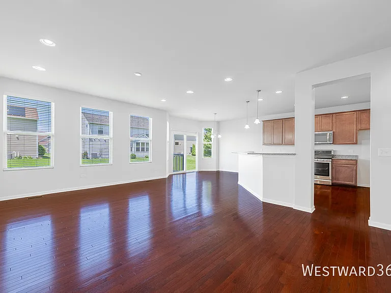 3439 Birch Ln — Photo 8