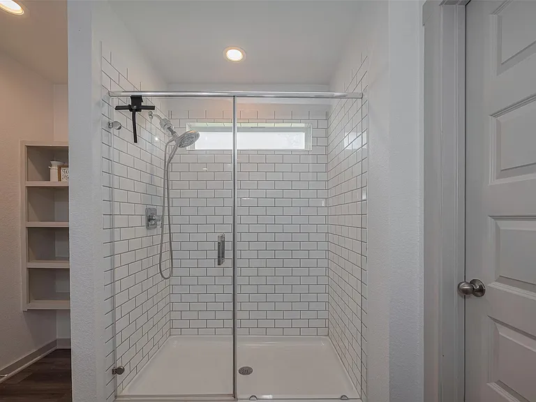 14519 Sweet Water Dr — Photo 30