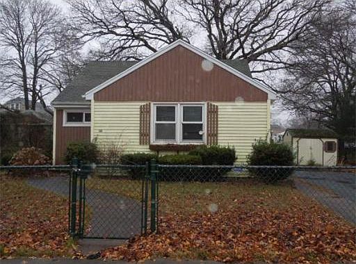 2nd image of 340 Harwich St