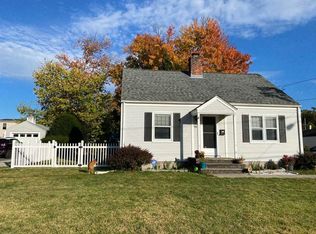 155 Mayflower Rd, Springfield, MA 01118