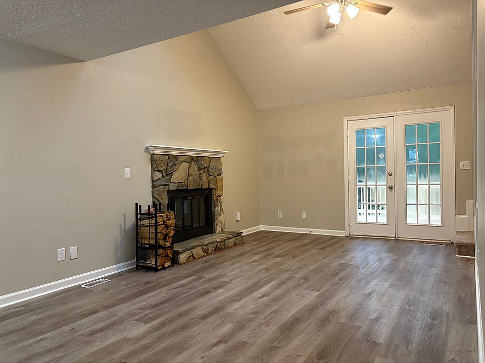 1st image of 4604 Nesbit Ct