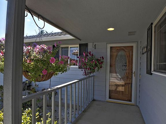 3rd image of 10707 N Mystic Ct