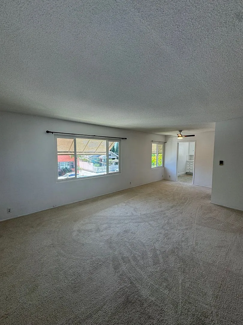 Building Photo - 1905 E Florida St #4