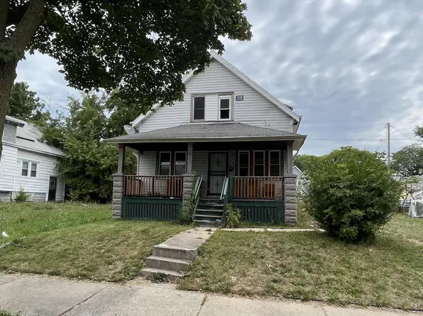 2850 North 17th STREET, Milwaukee, WI 53206