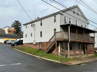 568 N Main St, Norwich, CT 06360