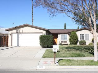 2257 Fitzgerald Rd, Simi Valley, CA 93065