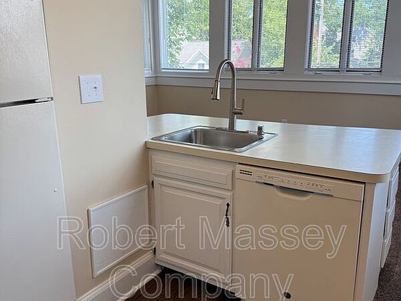 5th image of 1271 Cherokee Rd #3