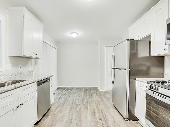 4th image of 3013 Fetlock Dr SW