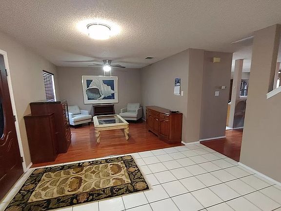 3rd image of 1769 Cliffbrook Dr