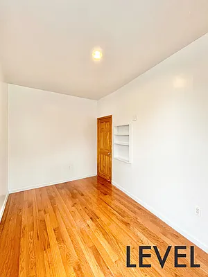 Rented by Level Group | media 15