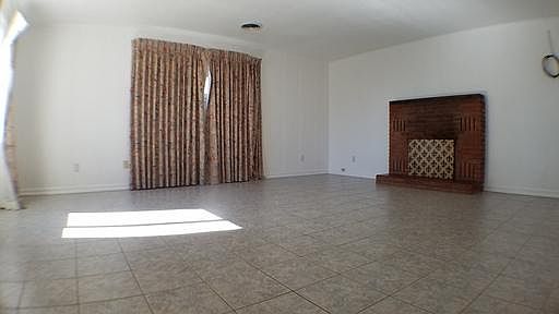 5th image of 1811 N Mesa Verde Ave