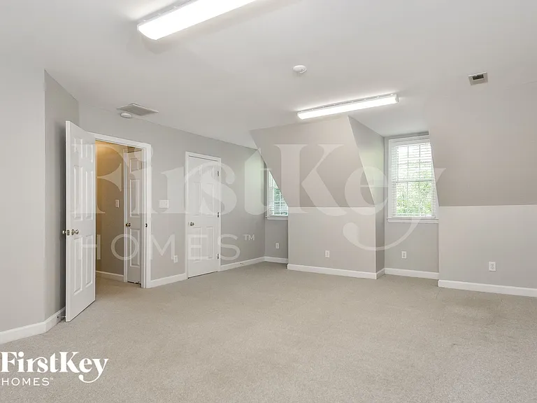 11 Stonebury Ct — Photo 12