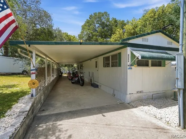 8089 E Skyline Ln, Floral City, FL 34436