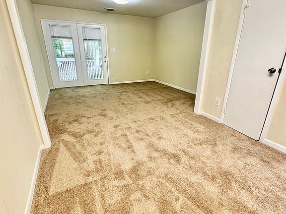 5th image of 3925 Keswick Ct