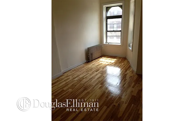 Rented by Douglas Elliman | media 8