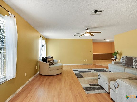 5th image of 735 Briarbend Dr