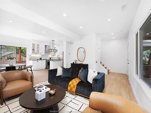 5th image of 859 Moy Ave