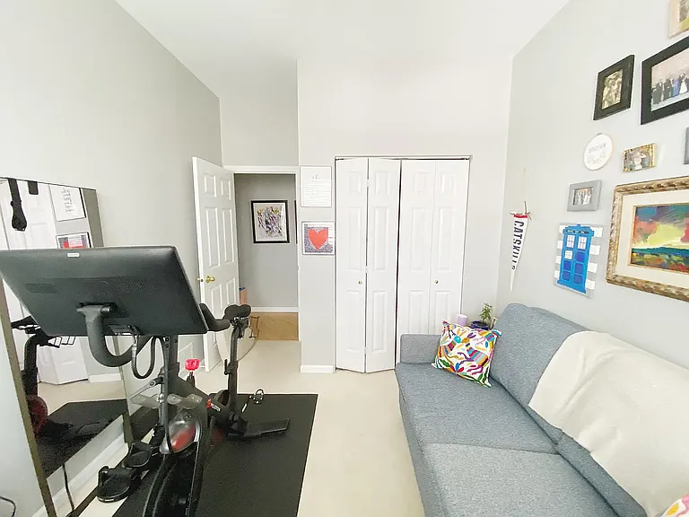 2215 W Augusta Blvd #3E — Photo 9