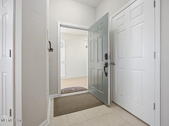 4th image of 11251 CAMPFIELD Drive #4306