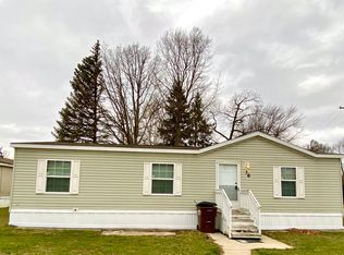 36 Ponderosa Trl N, Belleville, MI 48111