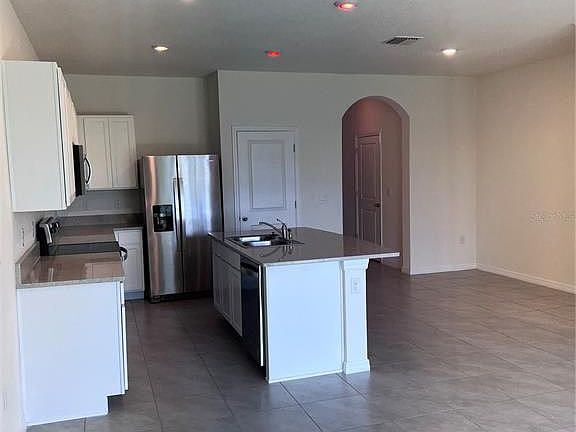 3rd image of 5251 Dragonfly Dr