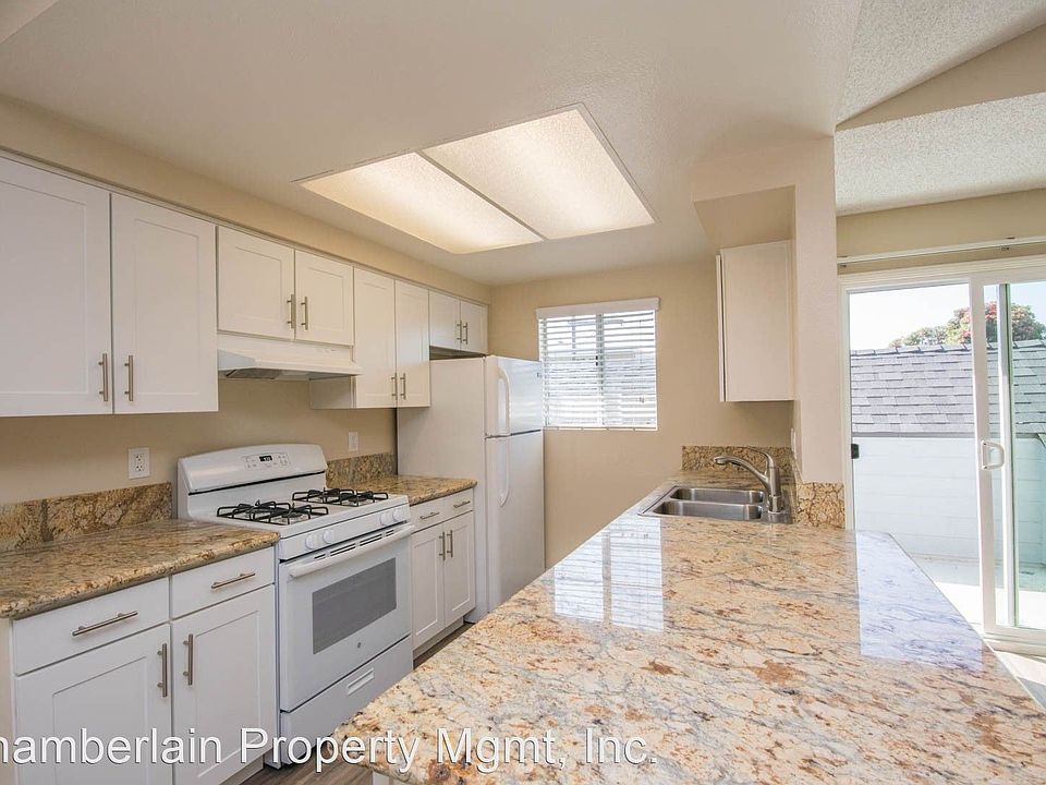 1st image of 122 S Clementine St APT 2d