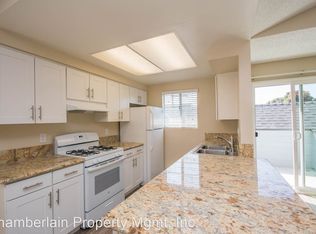 122 S Clementine St APT 2D, Oceanside, CA 92054