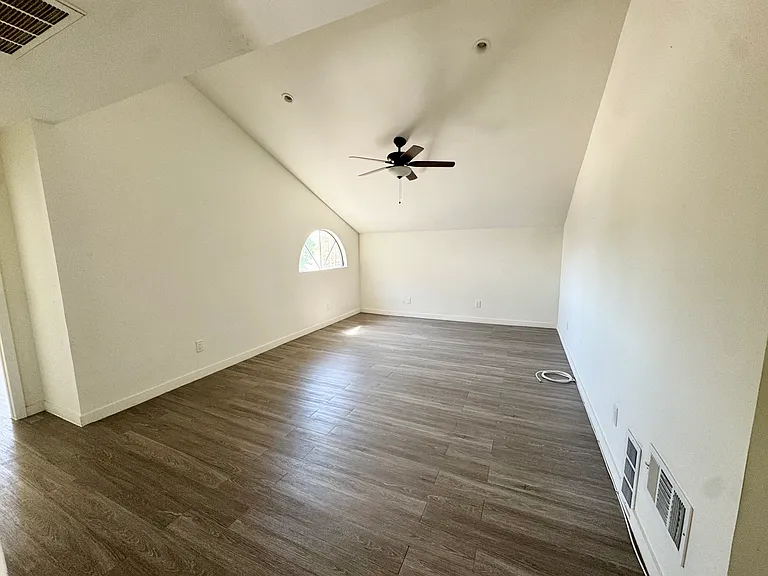 21235 Windsong St — Photo 14