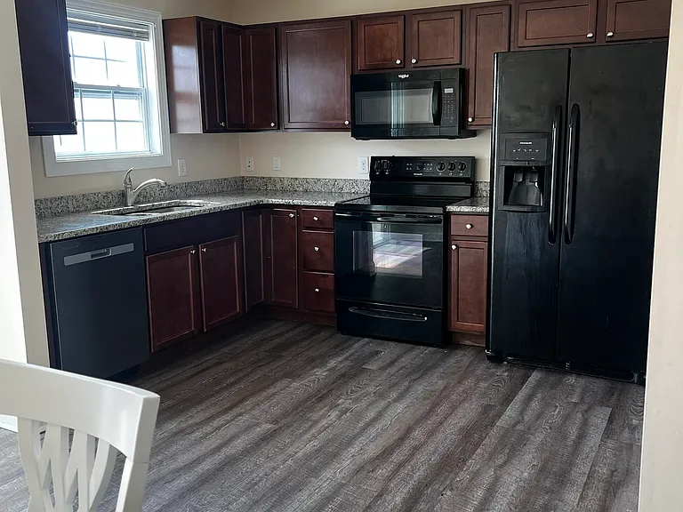 470 Pin Oak Dr NW — Photo 6